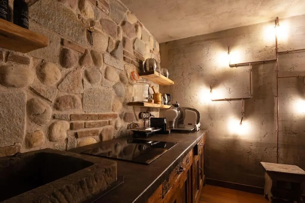 Chalet Montecucco With Lake View And Jacuzzi Gardone Riviera İtalya